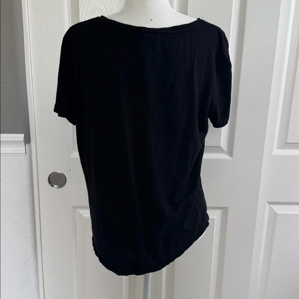 H&M Black Short Sleeve Women's Tee - Size  Medium - Picture 4 of 6